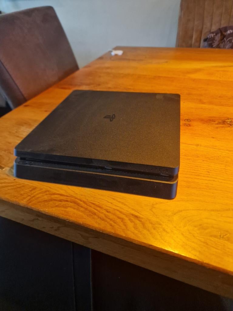 PlayStation 4 Slim – Inclusief 1 Controller, Spelcomputers en Games, Spelcomputers | Sony PlayStation 4, Ophalen of Verzenden