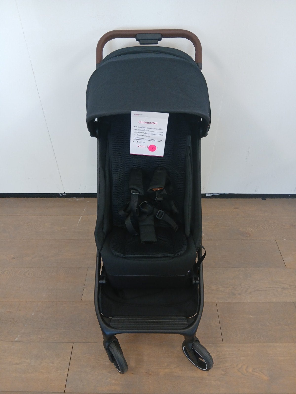 Dubatti smart buggy-E2, Kinderen en Baby's, Buggy's, Ophalen, Zo goed als nieuw, Overige merken, Zonnekap