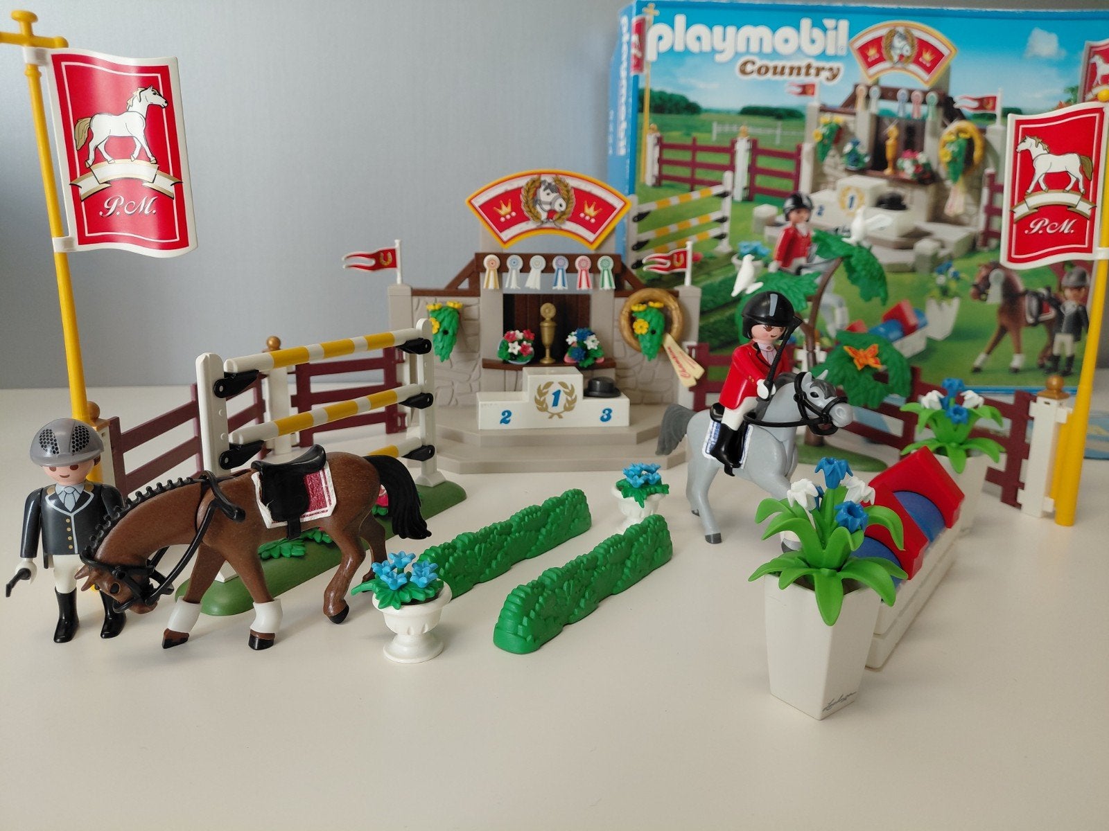 playmobil 5224 paarden springwedstrijd, Gebruikt, Complete set, Overige typen, Ophalen of Verzenden
