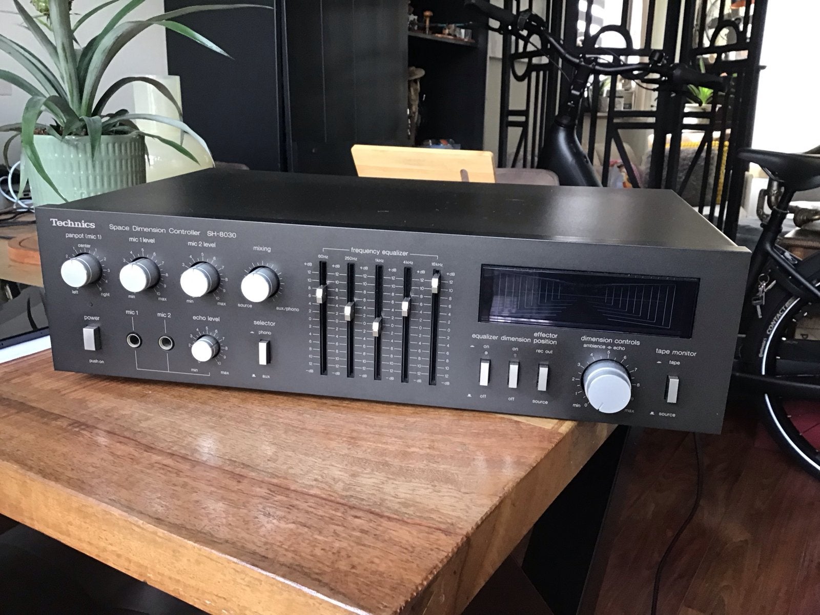 Technics SH-8030 Space Dimension Controller - Zeldzaam, Overige systemen, Zo goed als nieuw, Minder dan 60 watt, Ophalen