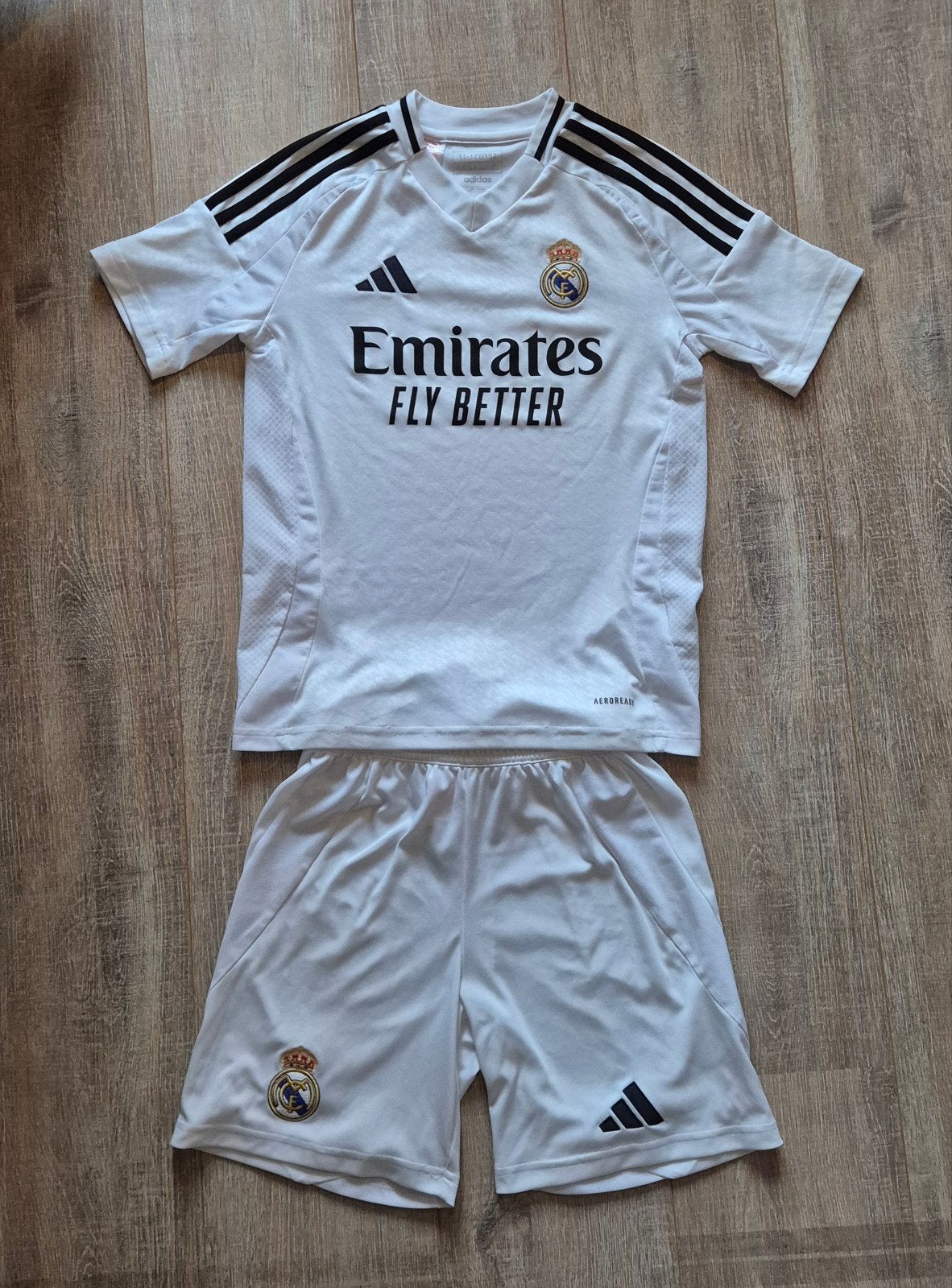 Origineel Real Madrid voetbaltenue maat 152, Kinderen en Baby's, Kinderkleding | Maat 152, Adidas, Gebruikt, Ophalen of Verzenden