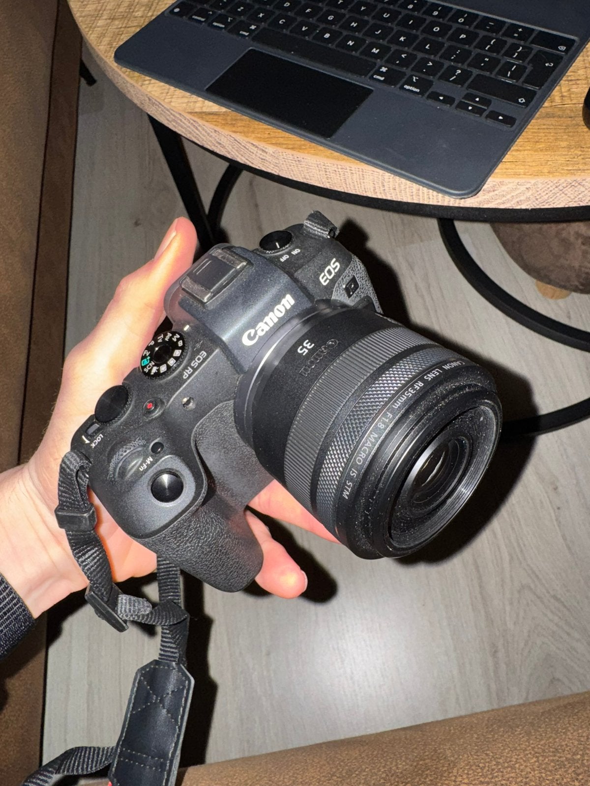 Canon eos rp 24-105 en 35 mm macro, Ophalen of Verzenden, Zo goed als nieuw, Canon, Geen optische zoom