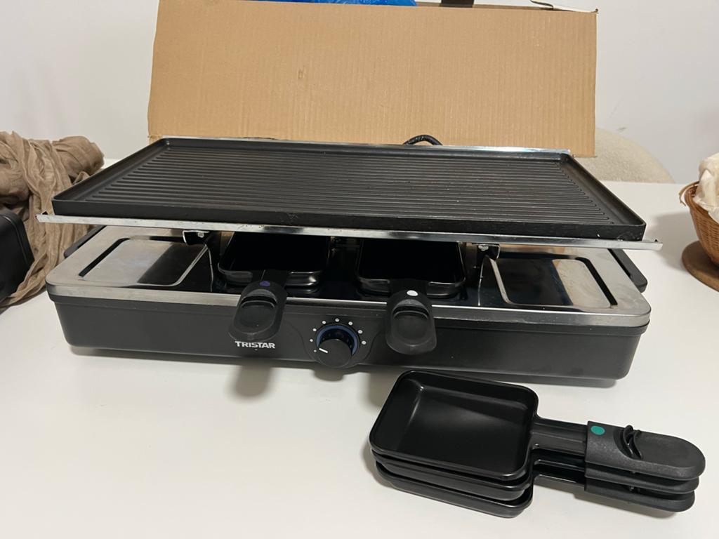 Tristar Raclette Grill met Grillplaat - Zo goed als nieuw, Ophalen of Verzenden, Zo goed als nieuw, Minder dan 4 personen