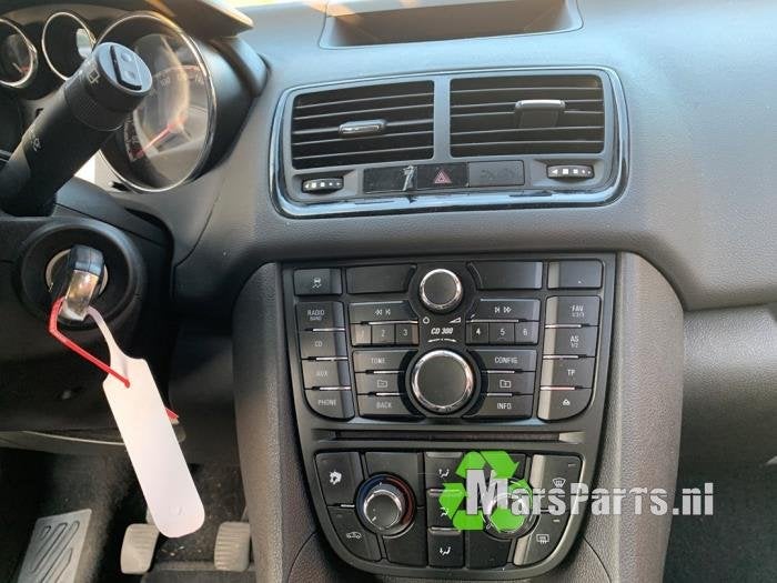 Kachel Bedieningspaneel van een Opel Meriva