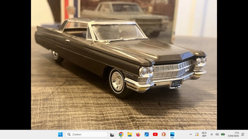 Cadillac '64 hardtop vintage bouwdoos JO-HAN zeldzaam, Hobby en Vrije tijd, Verzenden, Groter dan 1:32, Auto, Overige merken