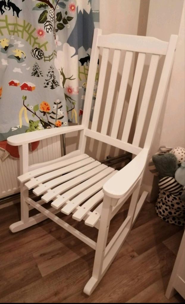 Witte schommelstoel, Kinderen en Baby's, Kinderkamer | Tafels en Stoelen, Ophalen, Zo goed als nieuw, Stoel(en)