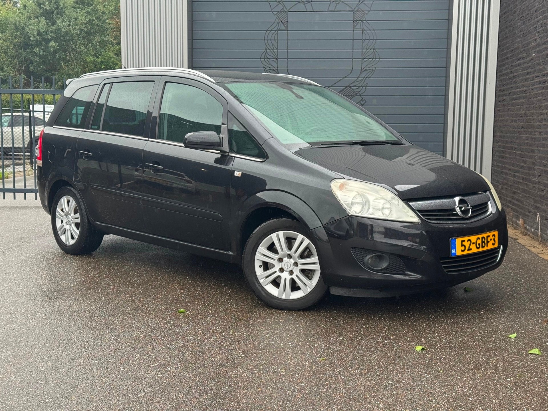 Opel Zafira 2.2 Cosmo 7persoons|Airco|Nap, Voorwielaandrijving, Stof, Gebruikt, 4 cilinders