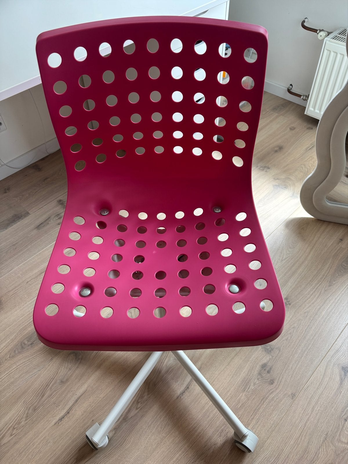 IKEA Sporren Roze Bureaustoel, Huis en Inrichting, Bureaustoelen, Ophalen, Gebruikt, Roze, Bureaustoel