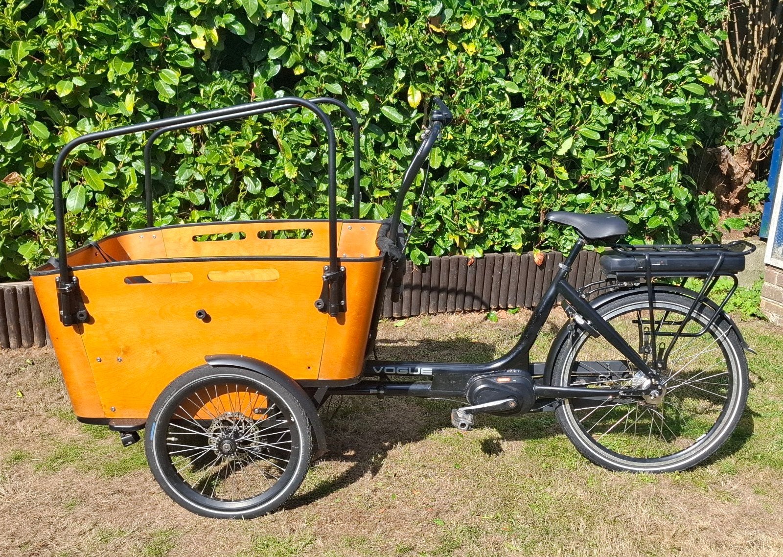 Electriche bakfiets, Fietsen en Brommers, Ophalen, 4 kinderen of meer, Gebruikt, Elektrisch
