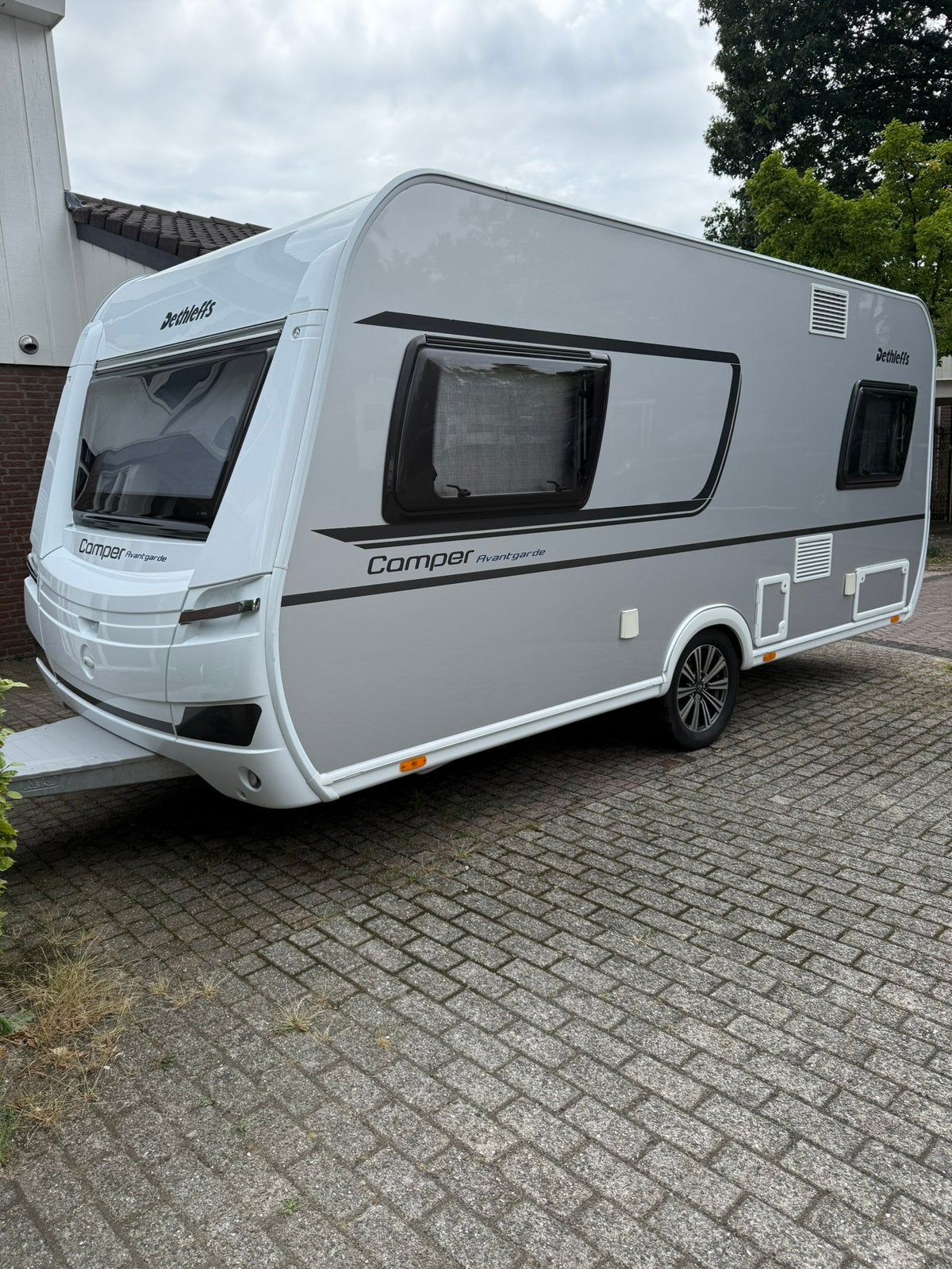 Dethleffs Camper Avantgarde 460 EL 2023, Rondzit, Koelkast, Particulier, Dethleffs