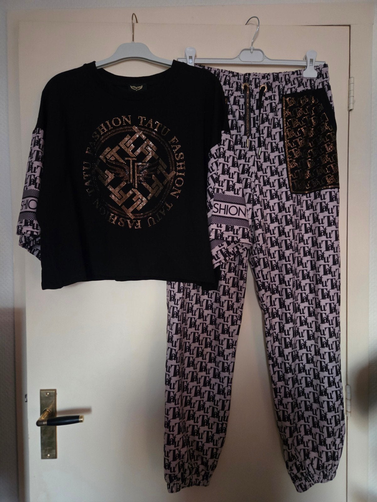 Dames pak, Kleding | Dames, Huispakken, Zwart, Maat 42/44 (L), Ophalen of Verzenden, Zo goed als nieuw