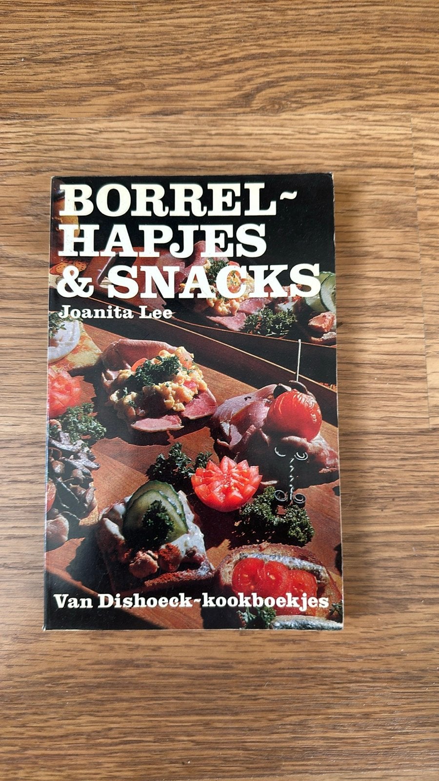 Borrelhapjes & Snacks - Joanita Lee kookboek, Ophalen of Verzenden, Gelezen, Overige gebieden, Tapas, Hapjes en Dim Sum