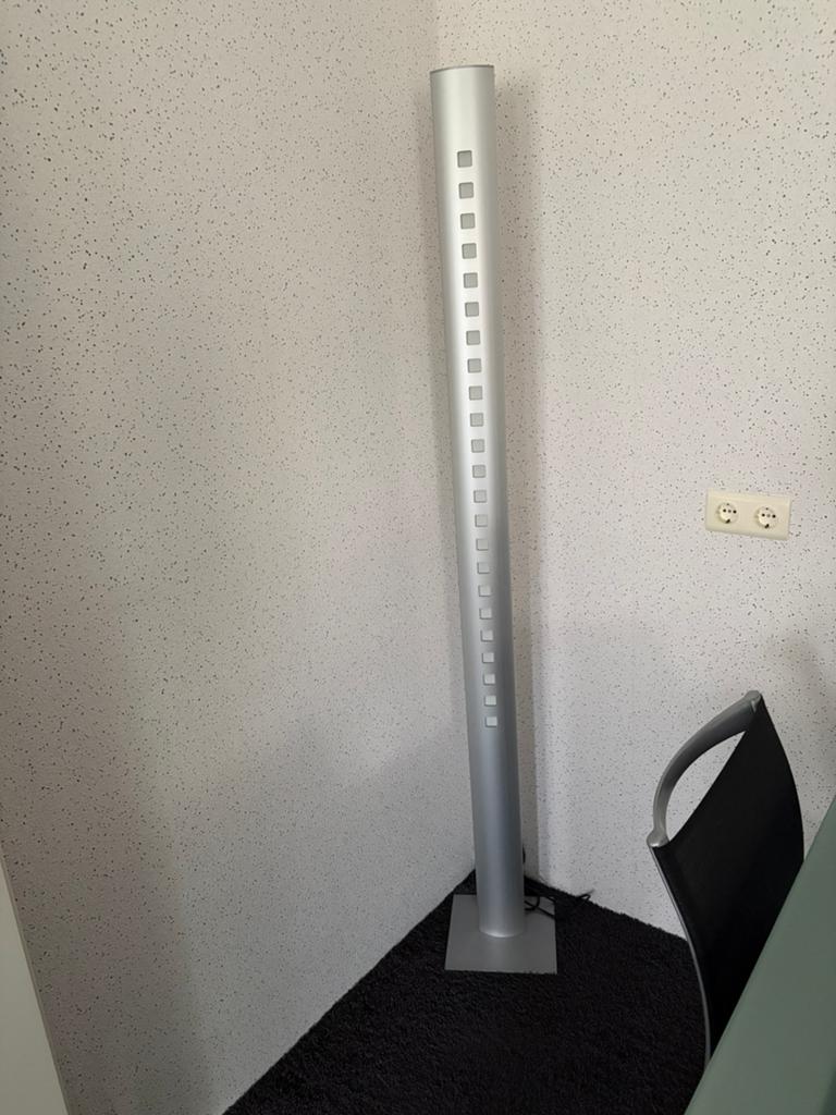 Vloerlamp Ligne Roset Fluo, Ophalen, 150 tot 200 cm