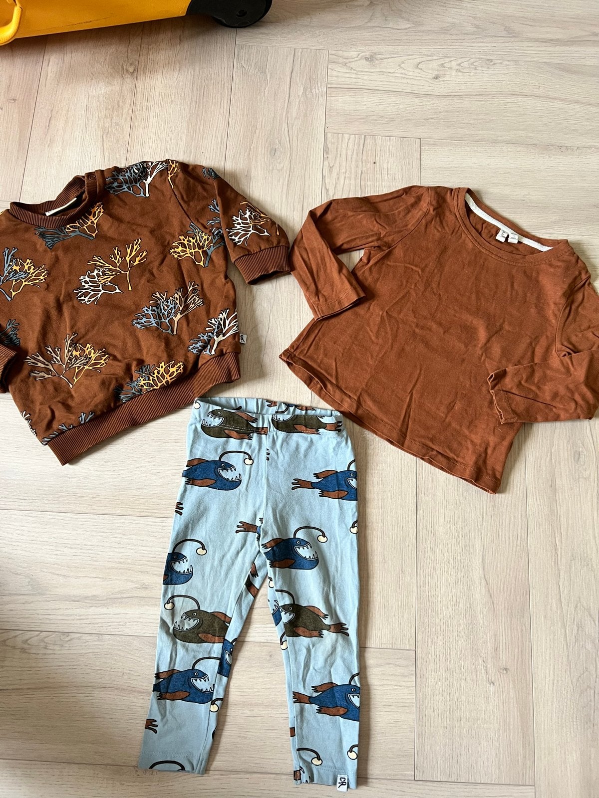 CarlijnQ & Gray Label setje - Trui, shirt en broekje, Ophalen of Verzenden, Zo goed als nieuw, Jongetje of Meisje, Setje