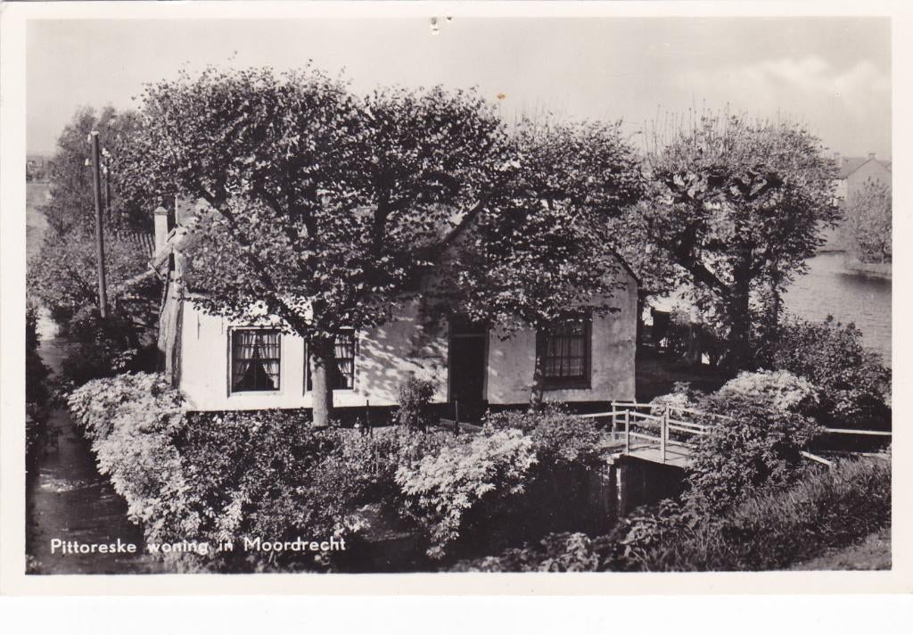 Moordrecht. Pittoreske woning., Verzamelen, Ansichtkaarten | Nederland, Verzenden, 1940 tot 1960, Gelopen, Zuid-Holland