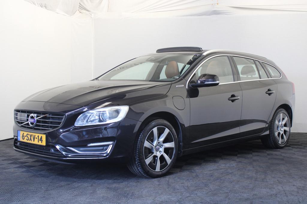 Volvo V60 2.4 D6 AWD Plug-In Hybrid Summum (bj 2013), Auto's, Volvo, Automaat, Zwart, Vierwielaandrijving, Bi-Xenon koplampen