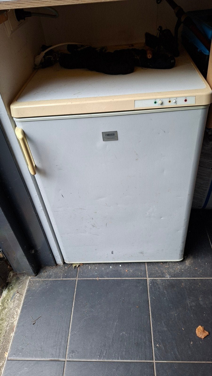 Zanussi vriezer, Gebruikt, Minder dan 60 cm, Vrijstaand, Ophalen