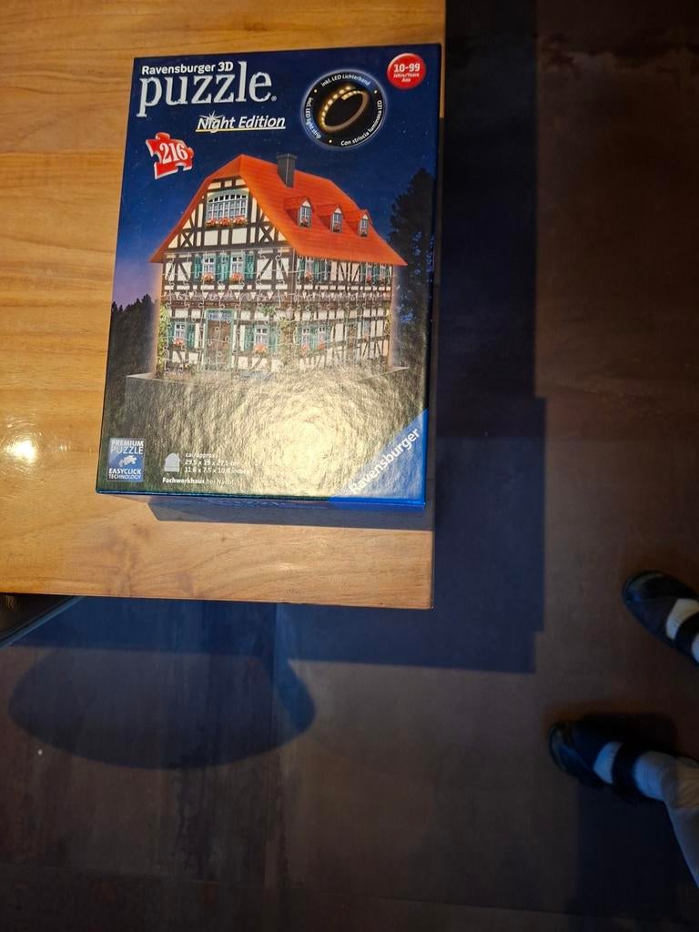 Ravensburger 3D Puzzel Night Edition Vakwerkhuis, Ophalen of Verzenden, Minder dan 500 stukjes, Zo goed als nieuw, Rubik's of 3D-puzzel