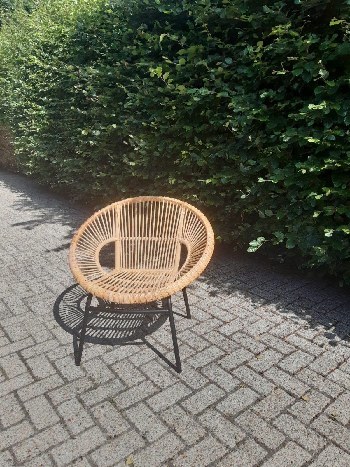 rotan stoel met metalen onderstel, Ophalen, Overige kleuren, Bohemian, Modern, Zo goed als nieuw