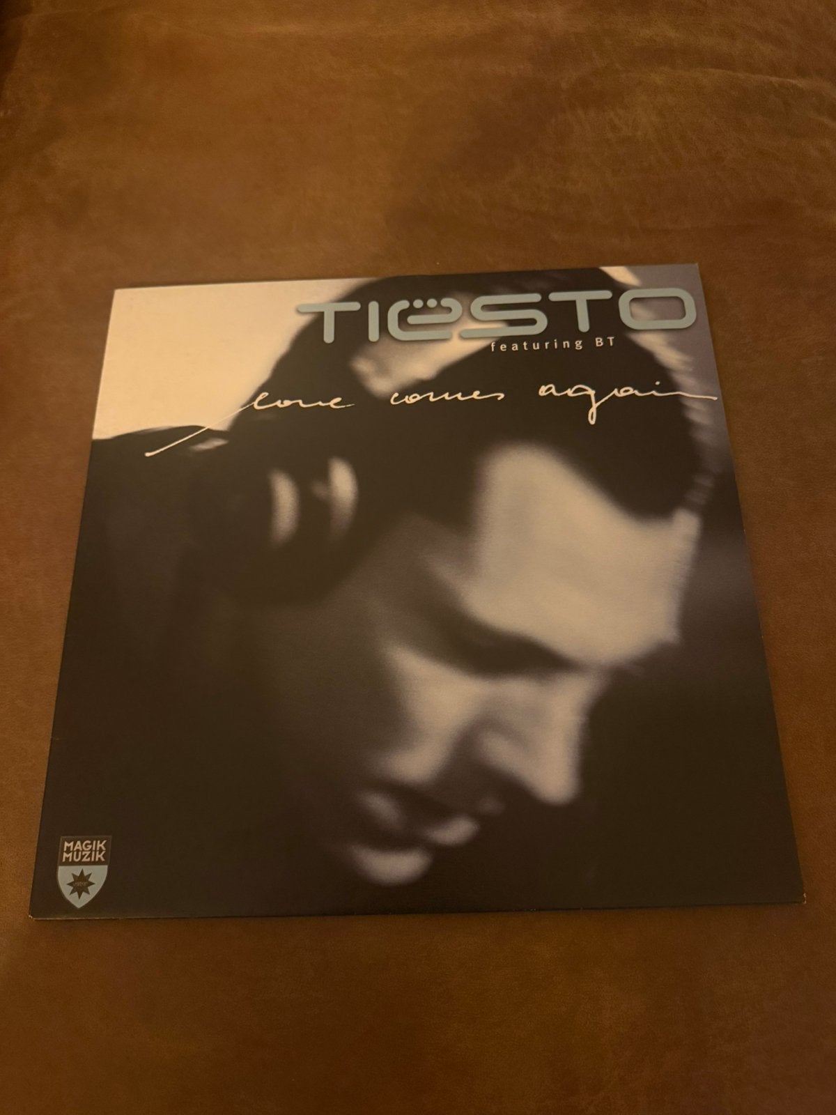 Tiësto featuring BT – Love Comes Again | 12" Vinyl Classic, Cd's en Dvd's, Trance, Ophalen of Verzenden, 12 inch, Dubbel-LP
