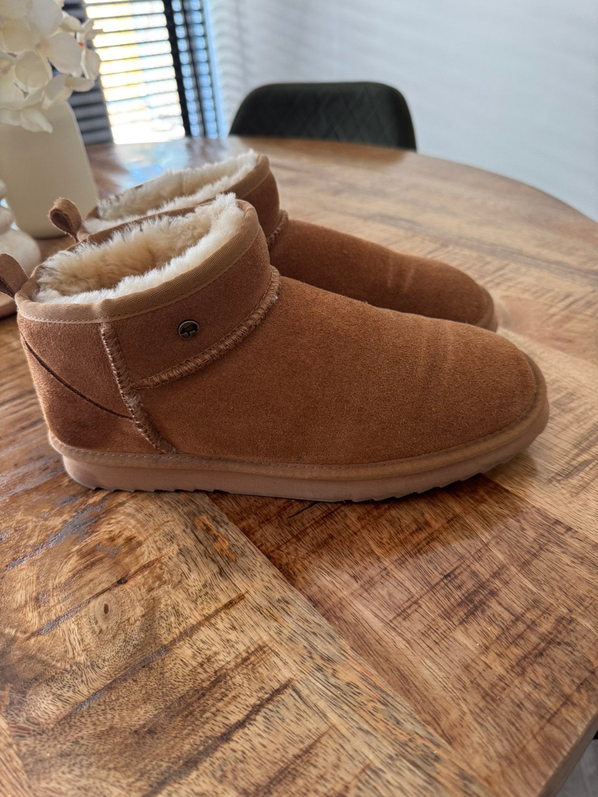 Warmbat dames uggs maat 42!, Kleding | Dames, Schoenen, Ophalen of Verzenden, Gedragen
