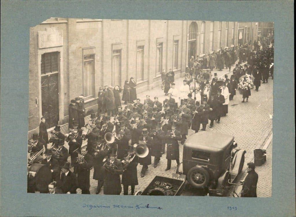 Roermond - Harmonie - 1935 - Foto, Verzenden, 1920 tot 1940, Limburg