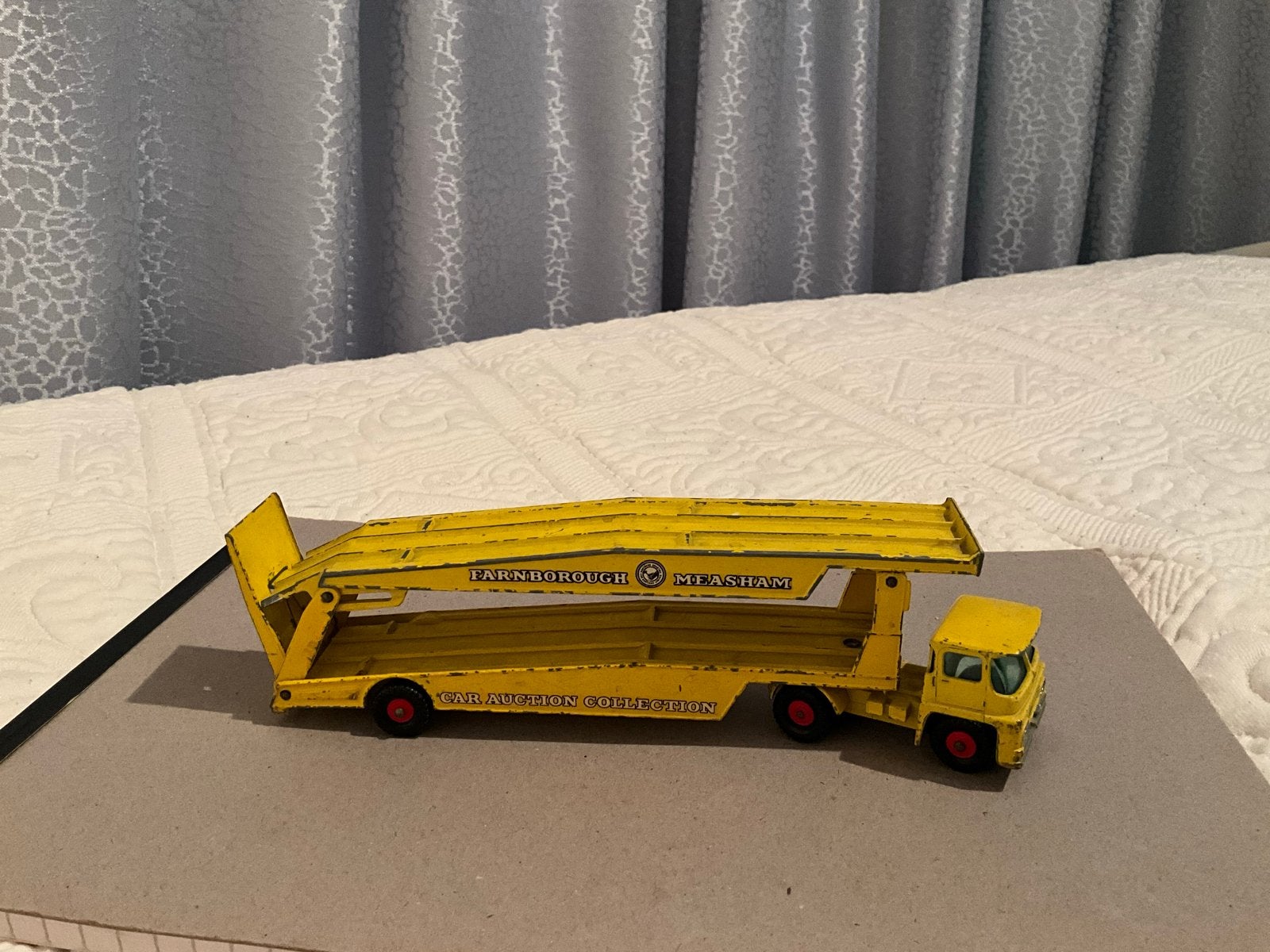 Matchbox Guy Warrior Car Transporter - Mist één bandje, Ophalen of Verzenden, Gebruikt