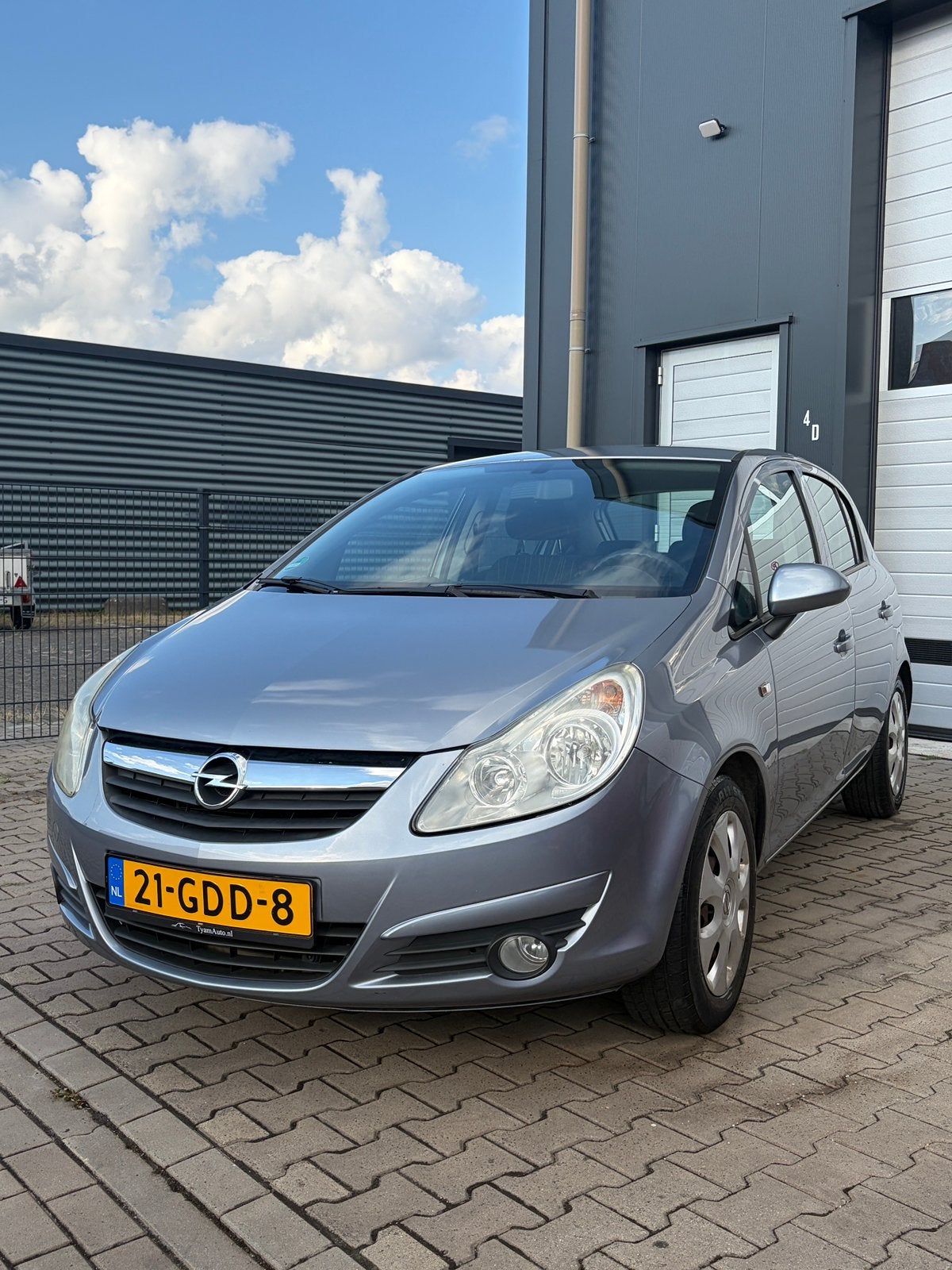 Opel Corsa 1.2 16V 5D 2008 Grijs, Auto's, Voorwielaandrijving, 4 cilinders, 1229 cc, 49 €/maand