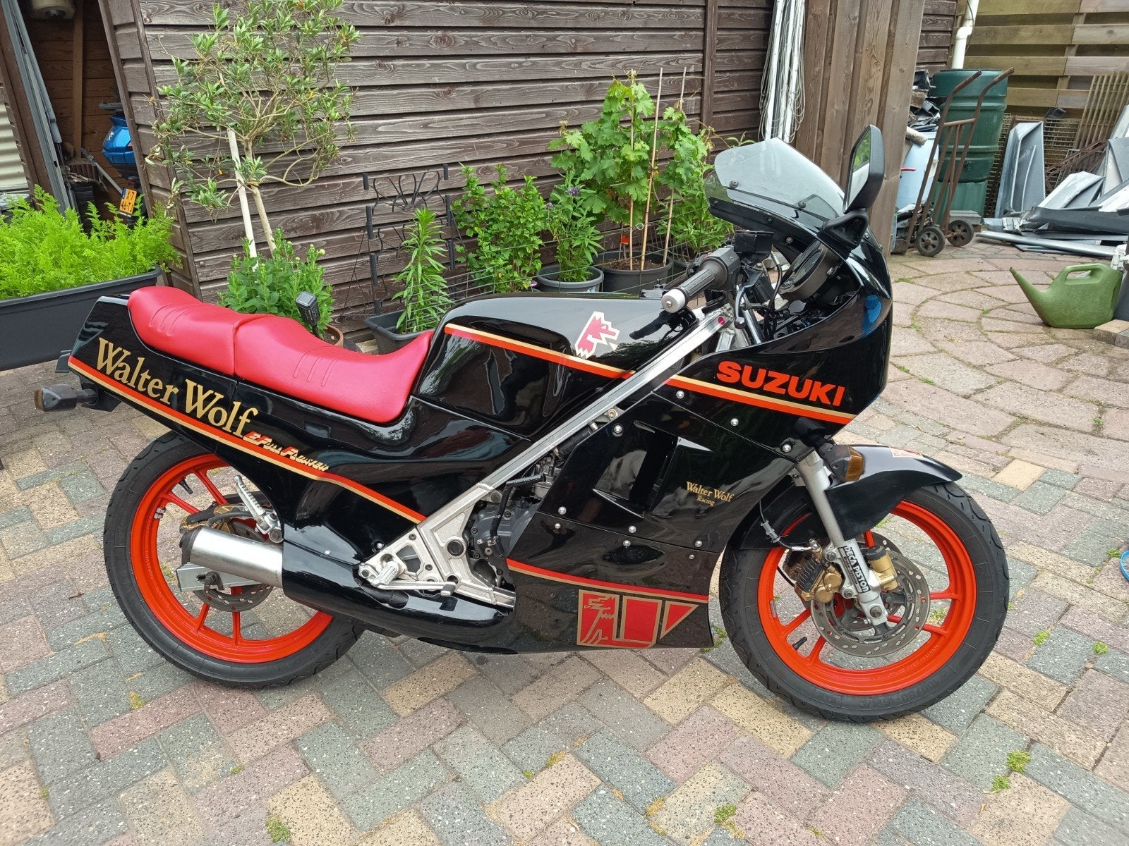 Suzuki Walter Wolf rg250, 250 cc, 2 cilinders, Occasion, Handgeschakeld