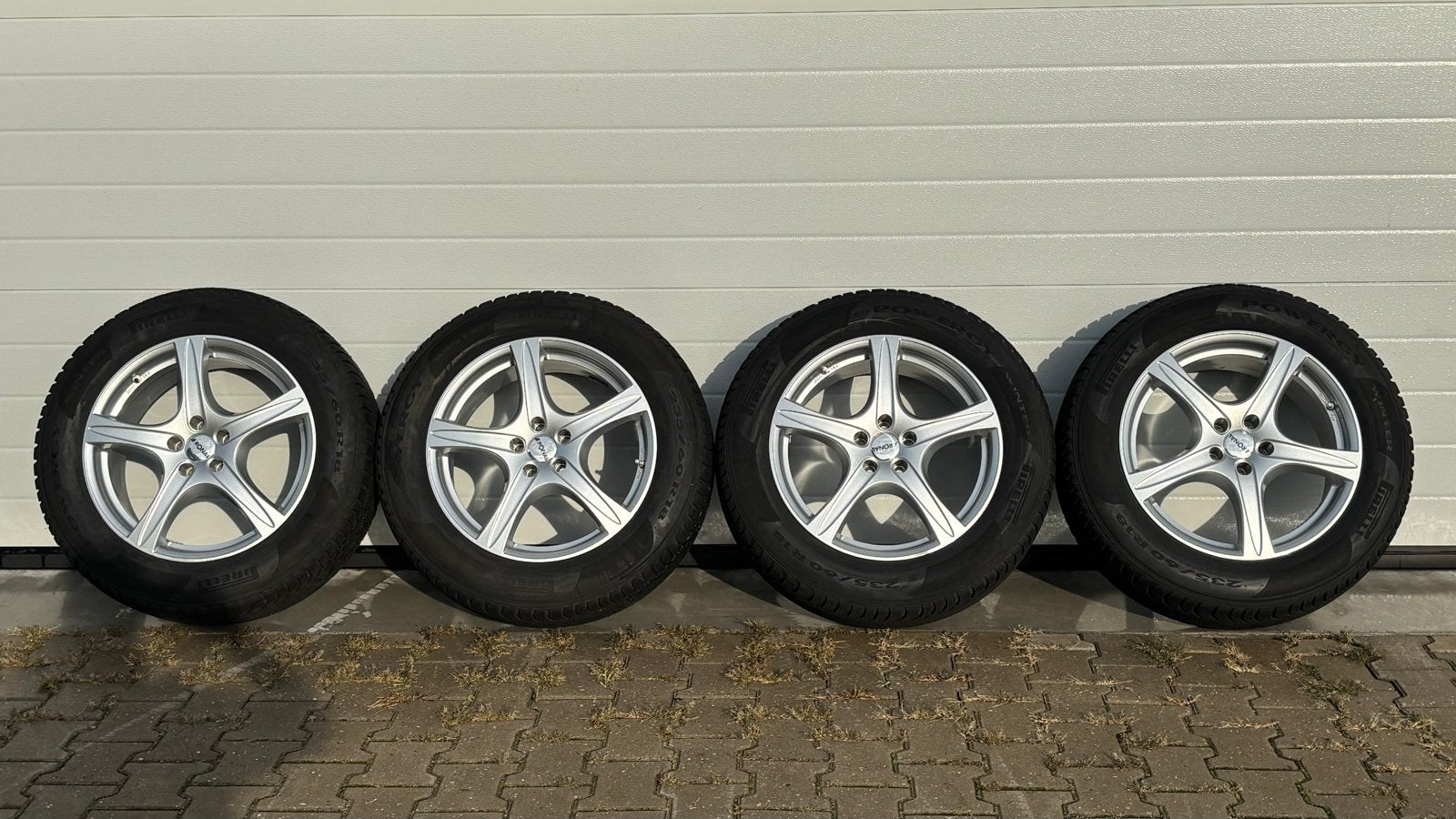 Volvo XC60 Winterset 18 inch Ronal met TPMS sensoren, Ophalen, 18 inch, Gebruikt, Banden en Velgen