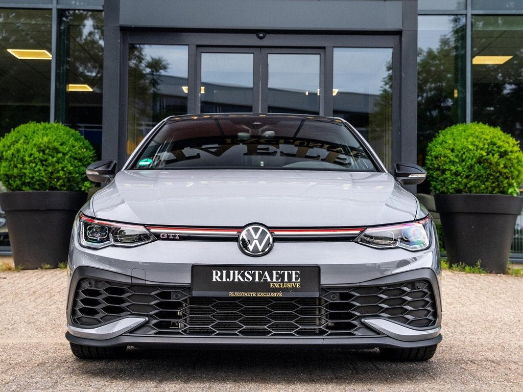 Volkswagen Golf 2.0 TSI GTI CLUBSPORT|45 JAHRE|ACC|H&K|19'', Auto's, Gebruikt, 4 cilinders, 1984 cc, Bedrijf