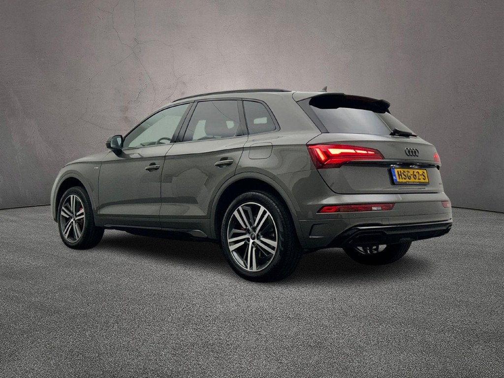Audi Q5 50 TFSI e 300 PK quattro S edition Competition | 20-, Auto's, Audi, Automaat, 14 kWh, Gebruikt, 4 cilinders