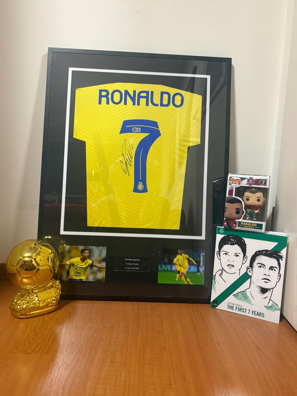 Gesigneerd Cristiano Ronaldo Al Nassr Shirt + Beckett COA, Ophalen of Verzenden, Zo goed als nieuw, Buitenlandse clubs, Shirt