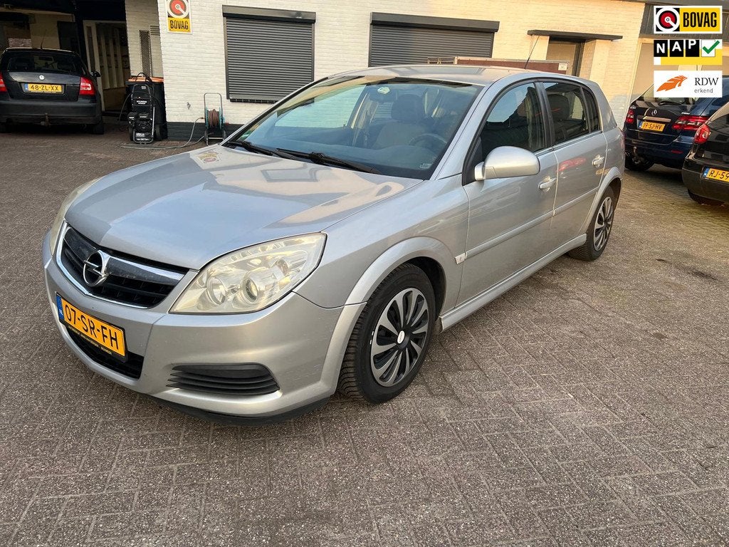 Opel Signum 1.9 CDTi Elegance AUT/AIRCO/NAVI BJ 2006, Auto's, Opel, Navigatiesysteem, Gebruikt, 4 cilinders, 150 pk