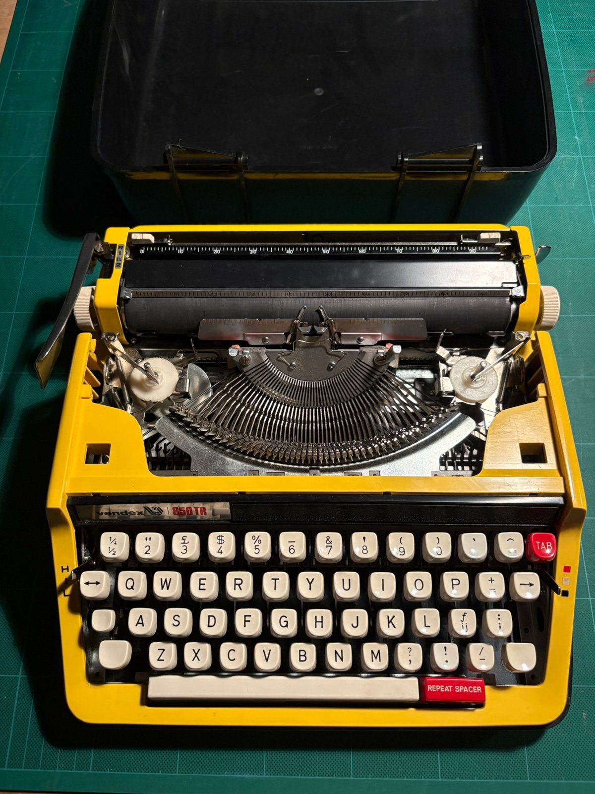 Typemachine vendex 850tr, Ophalen of Verzenden, Gebruikt