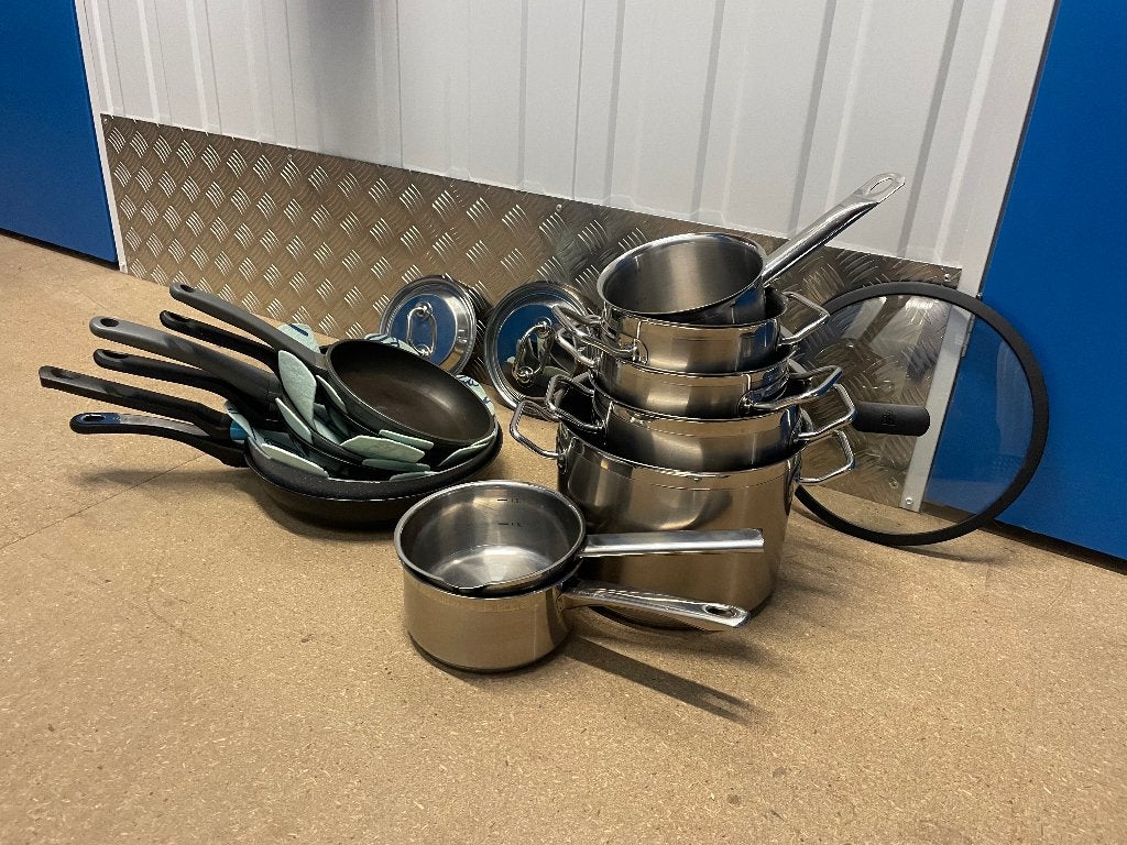 Pannenset, Huis en Inrichting, Keuken | Potten en Pannen, Ophalen, Gebruikt, Met deksel, Pannenset