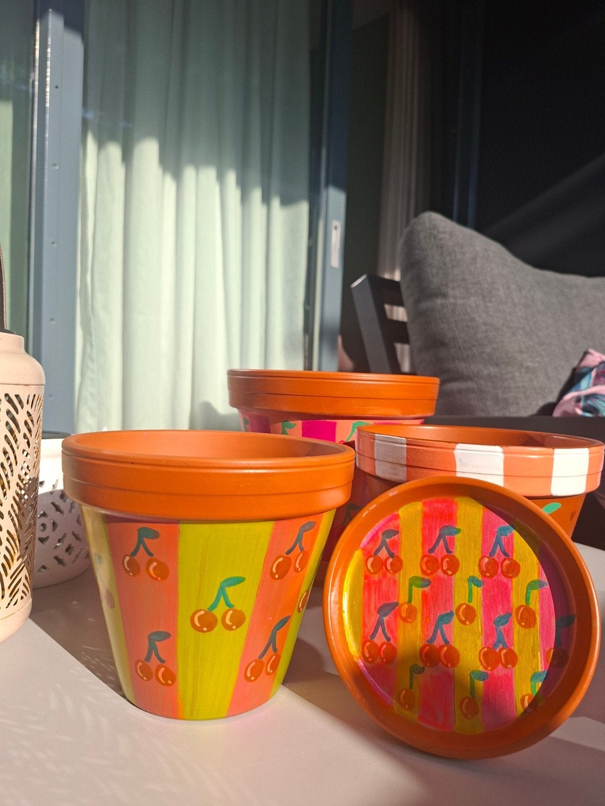 Handgeschilderde terracotta bloempotten met kersendesign, Rond, Nieuw, Ophalen of Verzenden, Binnen