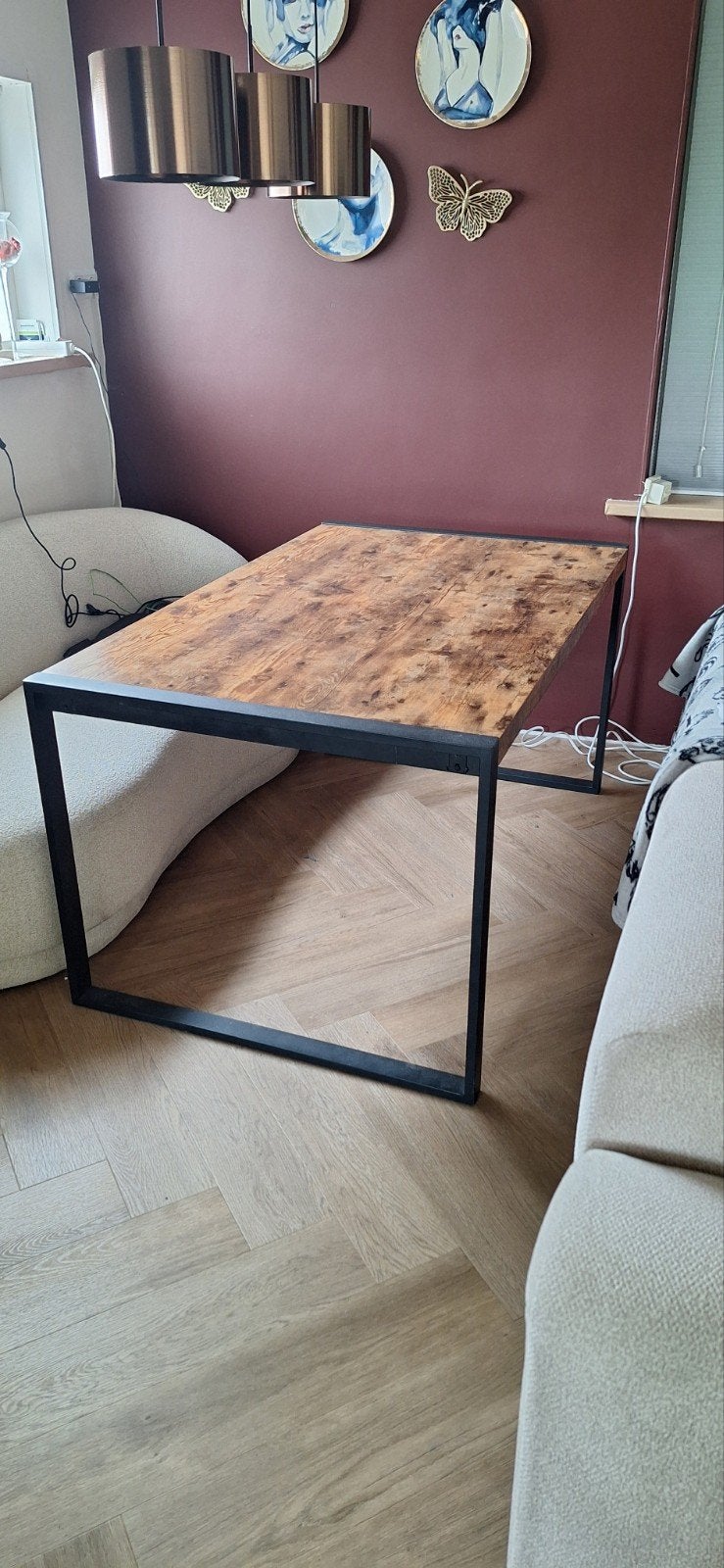 Robuuste eettafel met metalen onderstel, 100 tot 150 cm, 50 tot 100 cm, Zo goed als nieuw, Vier personen