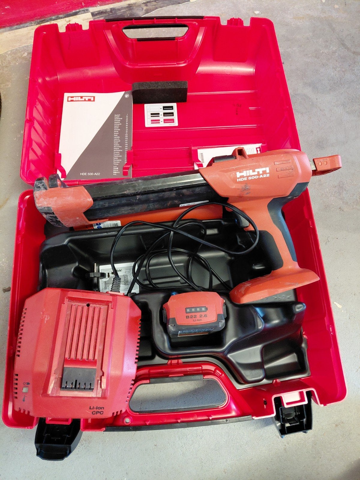 Hilti HDE 500-A22 kitspuit met lader en accu, Ophalen of Verzenden
