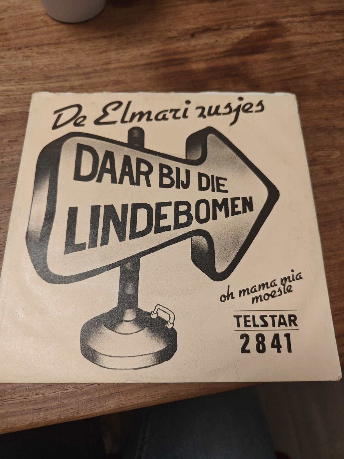 De Elmari Zusjes - Daar Bij Die Lindebomen /Oh Mama Mia Moes, Cd's en Dvd's, Ophalen of Verzenden, Gebruikt, 7 inch, EP