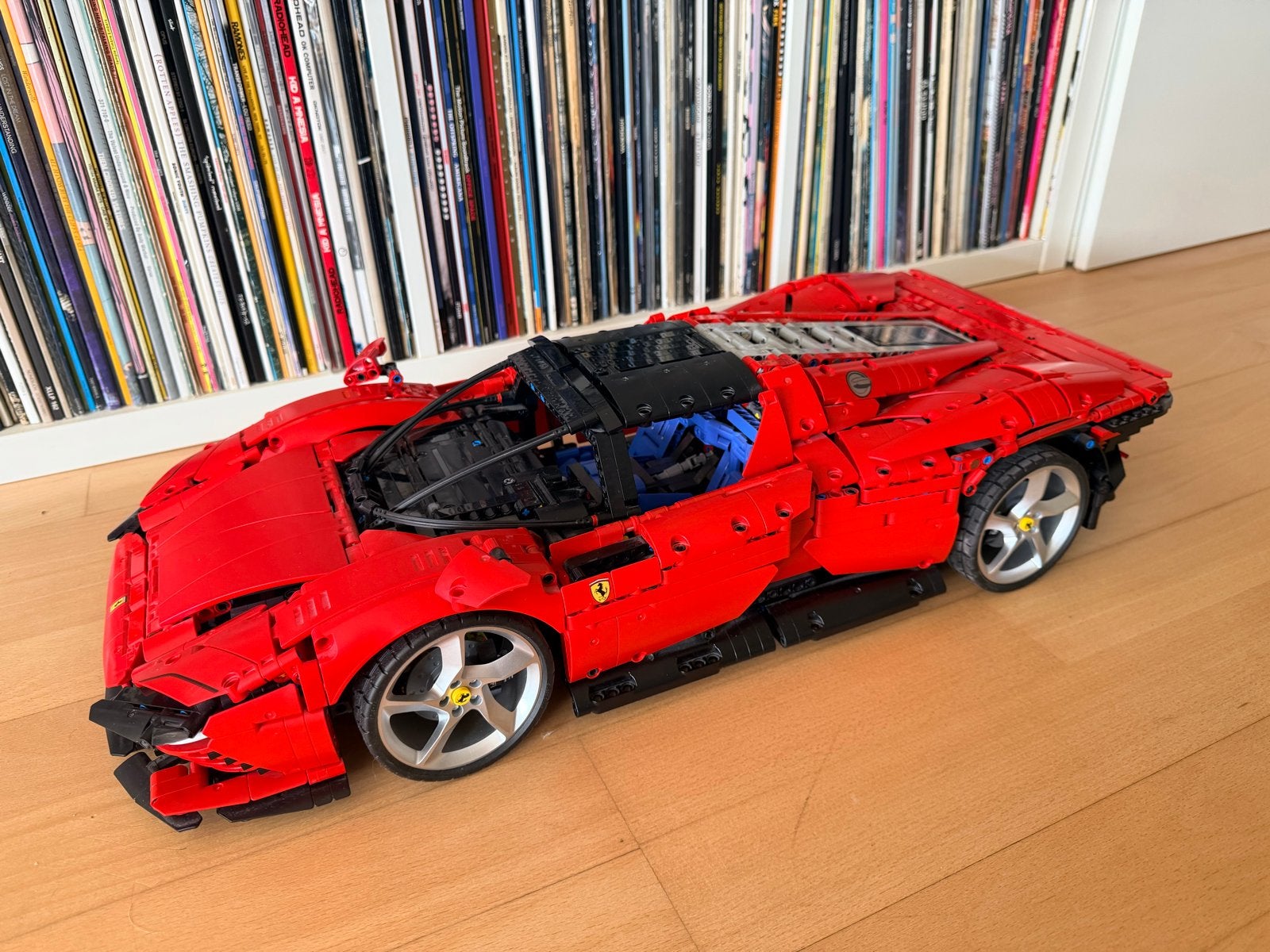 LEGO Technic Ferrari Daytona SP3 ( LEGO 42143), Ophalen, Zo goed als nieuw