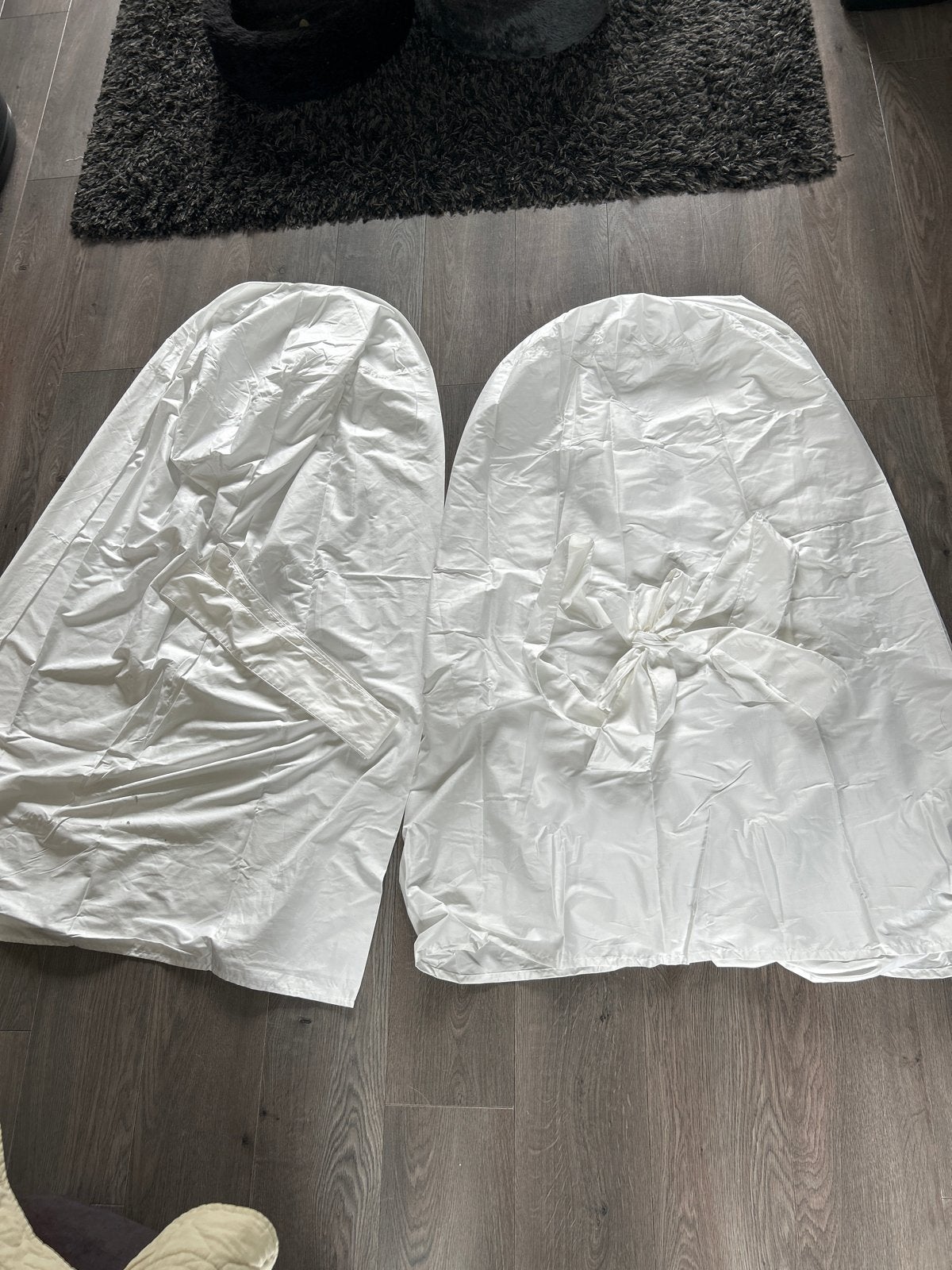 2 witte statafelrokken, Ophalen of Verzenden, Zo goed als nieuw