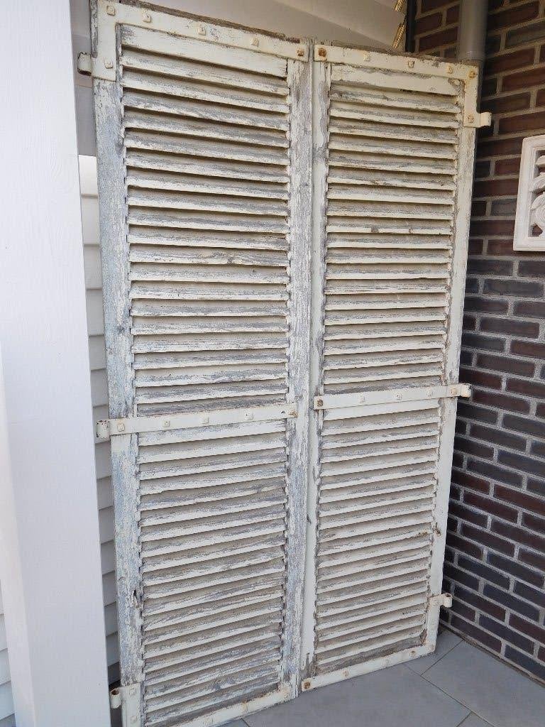 Franse Brocante Luiken, Ophalen