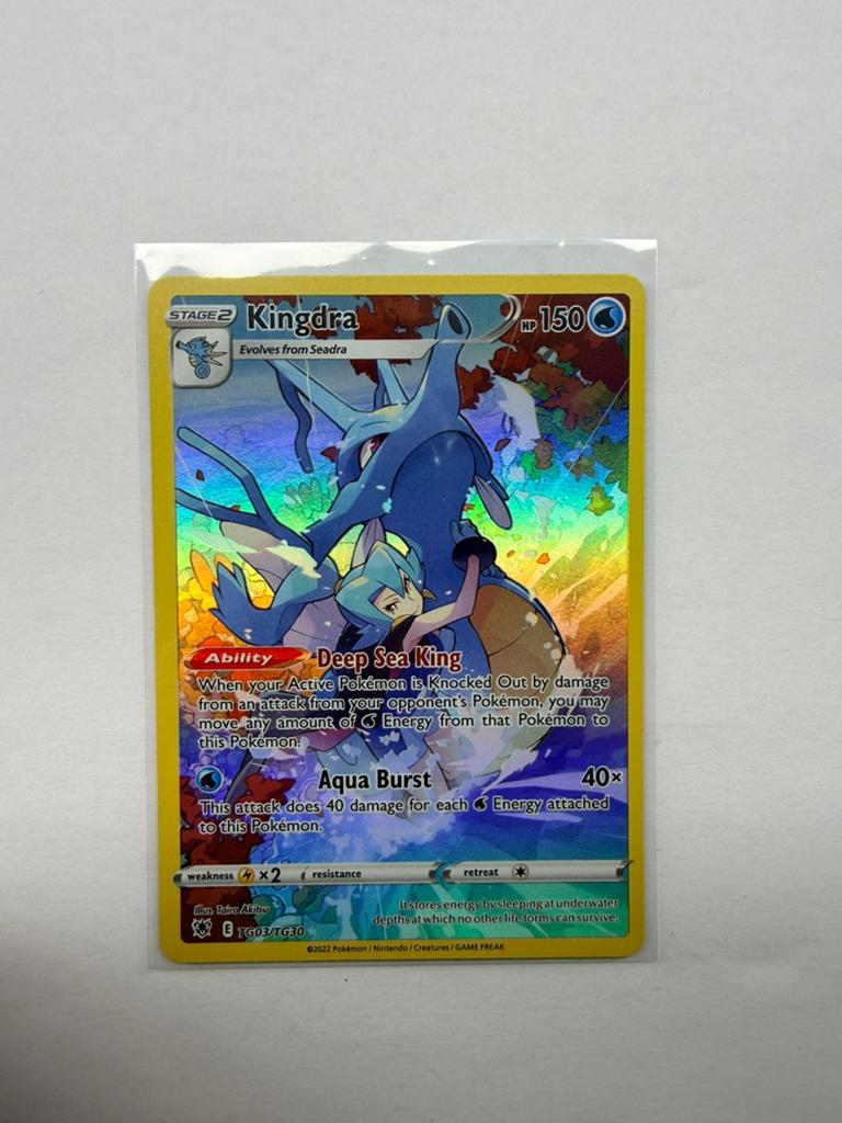 Kingdra Pokémon astral radiance, Hobby en Vrije tijd, Verzamelkaartspellen | Pokémon, Ophalen of Verzenden, Zo goed als nieuw