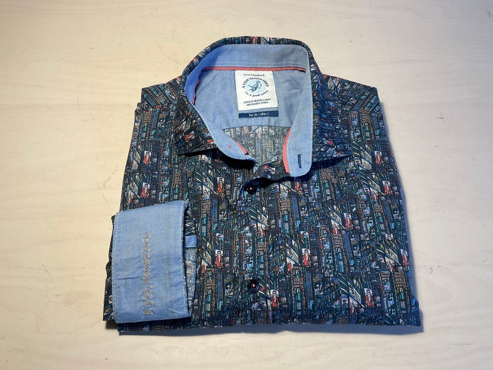 A Fish Named Fred maat XL Times Square, Ophalen of Verzenden, Zo goed als nieuw, Blauw, Halswijdte 43/44 (XL)
