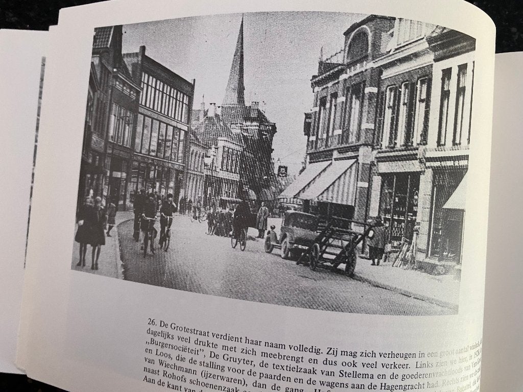 Almelo in oude ansichten. Deel 2.  1983, Ophalen of Verzenden, 20e eeuw of later, Zo goed als nieuw