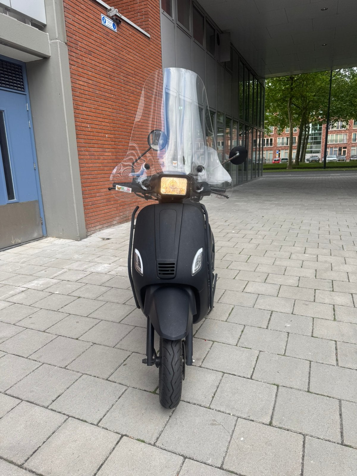 Senzo Scooter 2022  | Slechts 6.000 km | Zeer zuinig, Ophalen, Zo goed als nieuw, Benzine, Overige merken