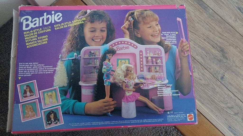 Barbie kapsalon, Ophalen, Toebehoren