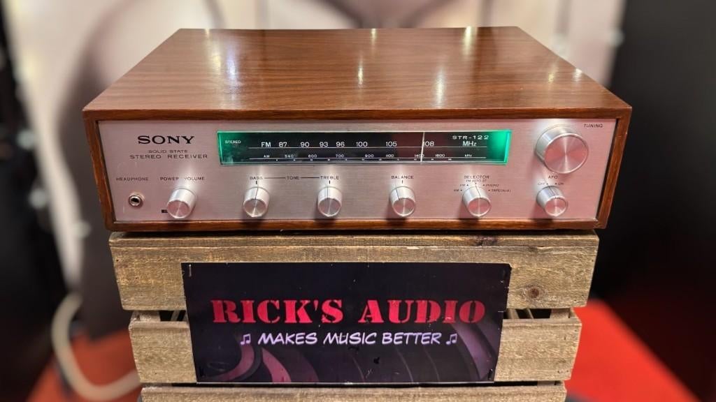 Sony STR‑122 – Klassieke AM/FM stereo receiver – GARANTIE