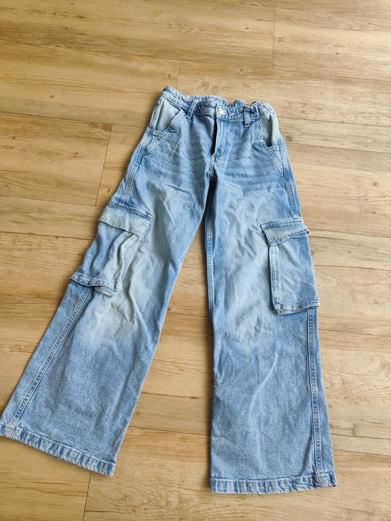 Baggy H&M spijkerbroek wide legs maat 146, Kinderen en Baby's, Kinderkleding | Maat 146, Ophalen of Verzenden